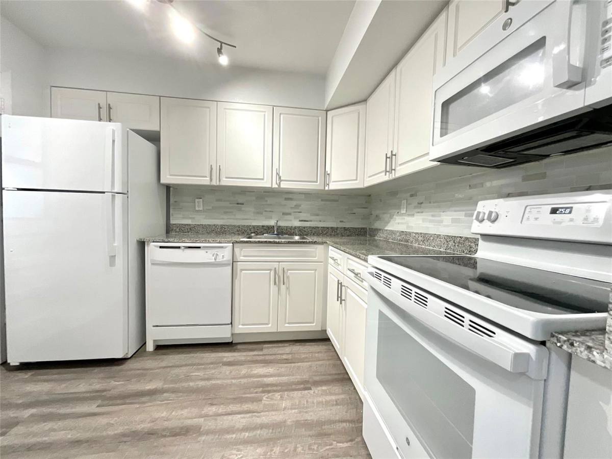 Apartment for rent at 9357 SW 77th Ave #1038, Miami, FL 33156