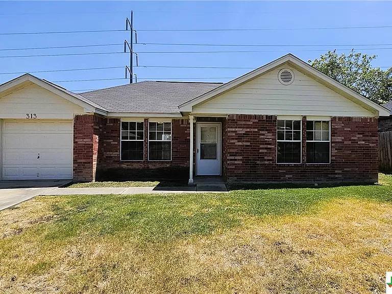 House for rent at 313 Prewitt Dr, Temple, TX 76501