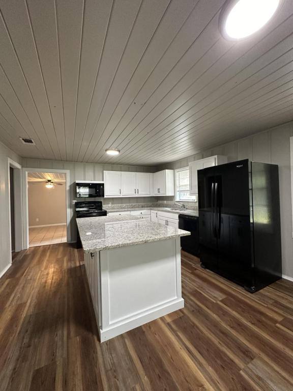House for rent at 224 S Arizona St, Huntington, TX 75949