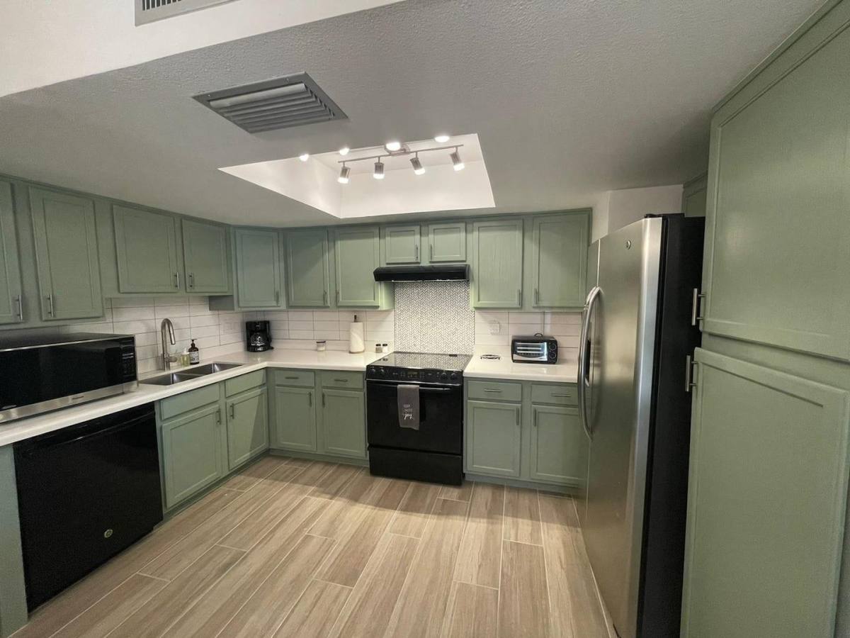 Apartment for rent at 8101 N 33rd Dr #1, Phoenix, AZ 85051
