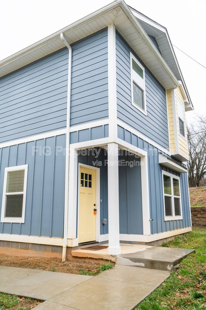 Townhouse for rent at 3209 Bikers Path Way, Knoxville, TN 37920