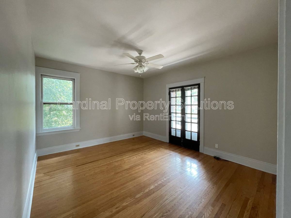 Apartment for rent at 2710 Ruberg Ave #2F, Cincinnati, OH 45211