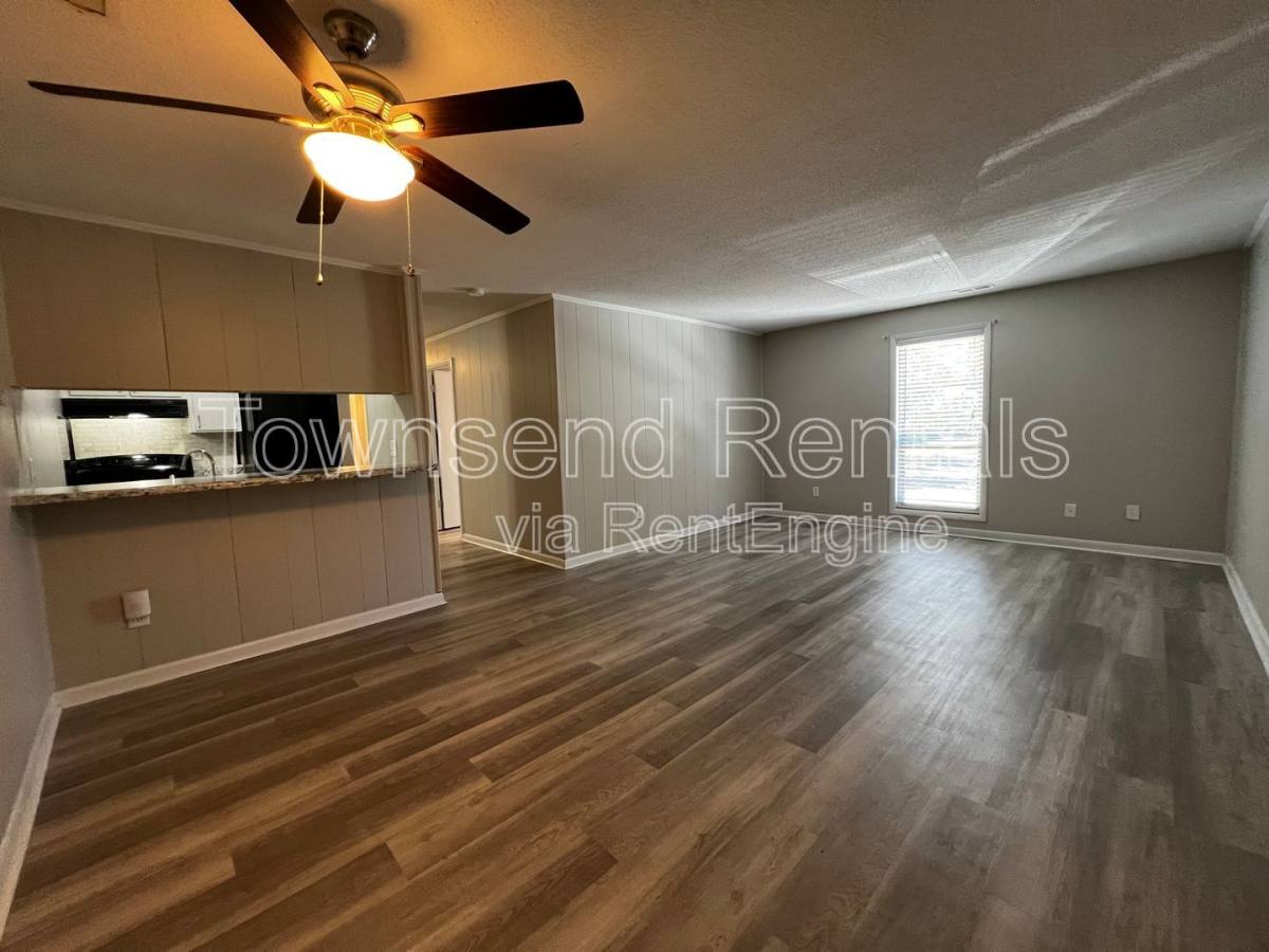 Apartment for rent at 5853 Century Oaks Dr #H, Fayetteville, NC 28314