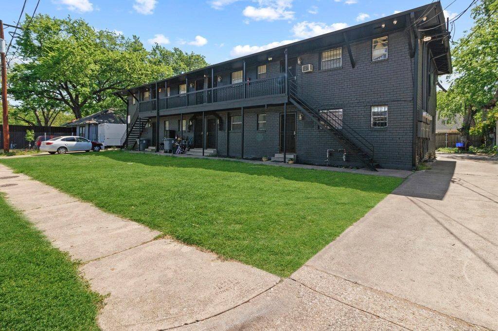 Apartment for rent at 3910 Polly St #204, Dallas, TX 75210