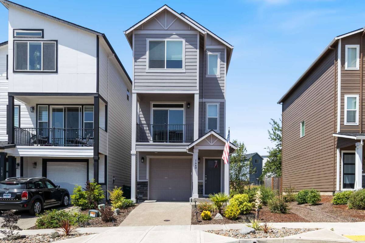 House for rent at 1449 N Kilchis Ave, Newberg, OR 97132