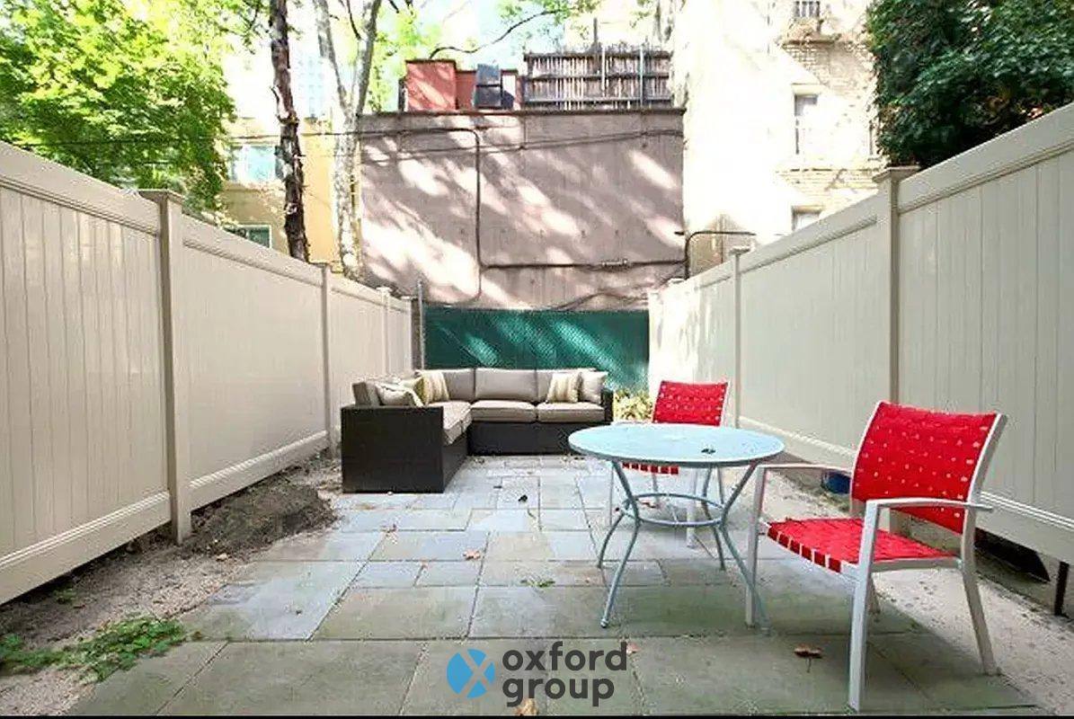 Apartment for rent at 247 E 52nd St #1B, New York, NY 10022