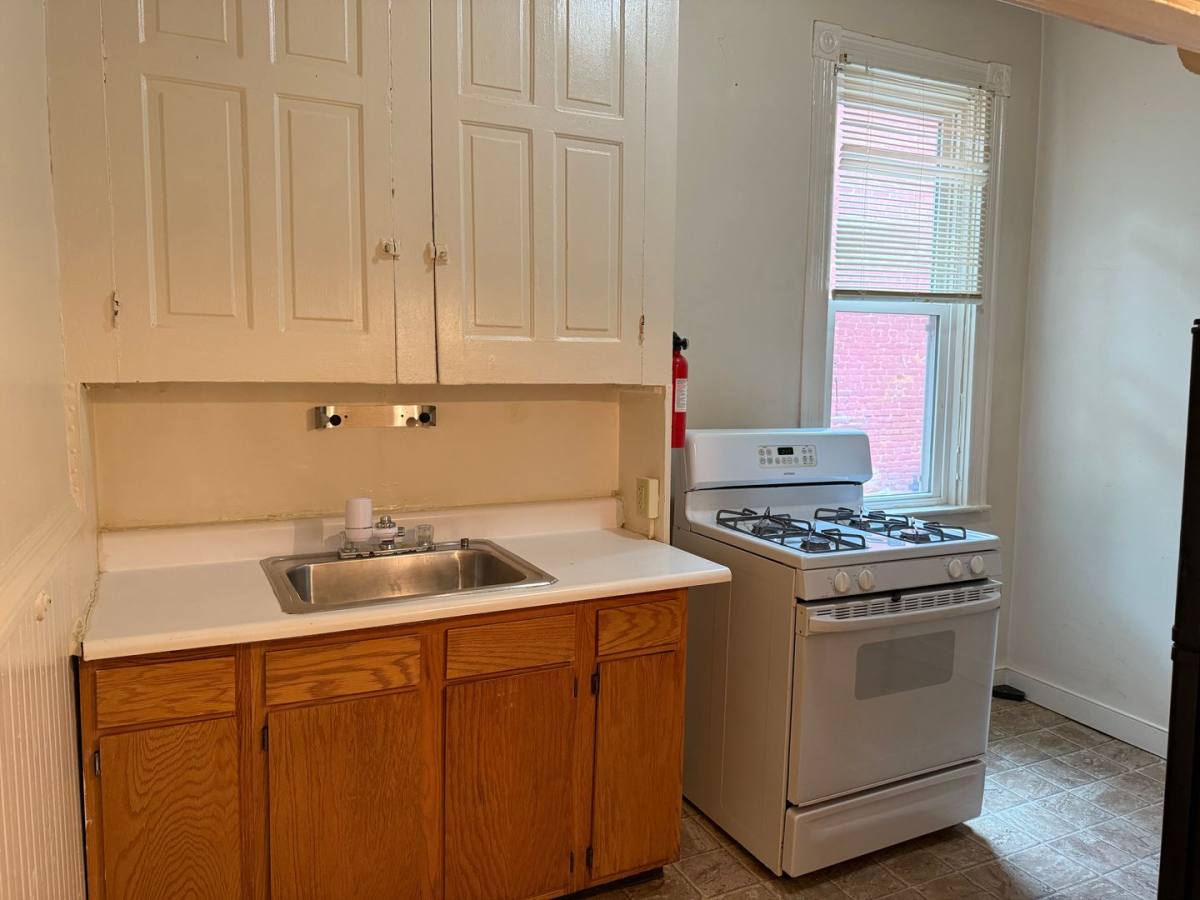House for rent at 454 W King St, Lancaster, PA 17603