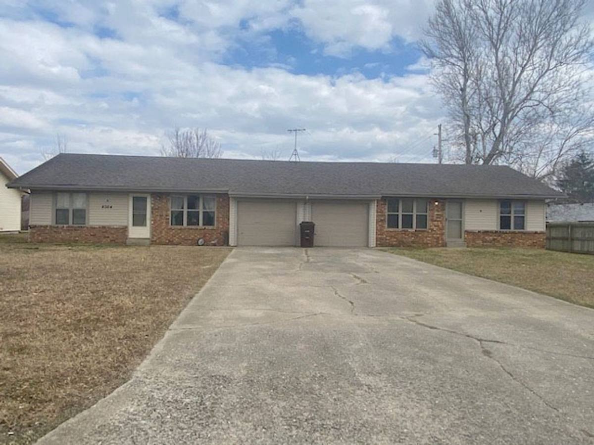Townhouse for rent at 4364 S Glenn Ave, Springfield, MO 65810