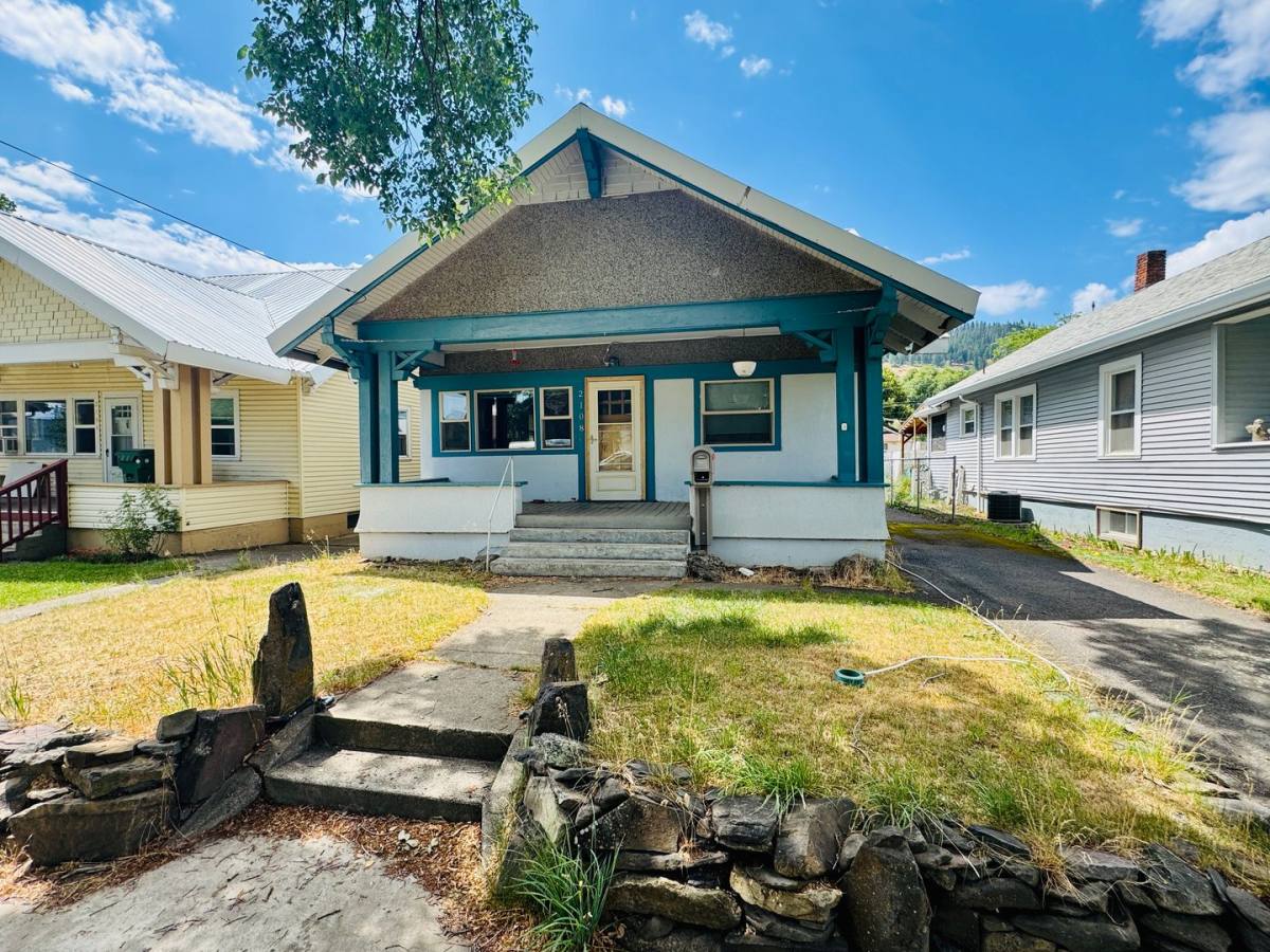 House for rent at 2108 Cedar St, La Grande, OR 97850