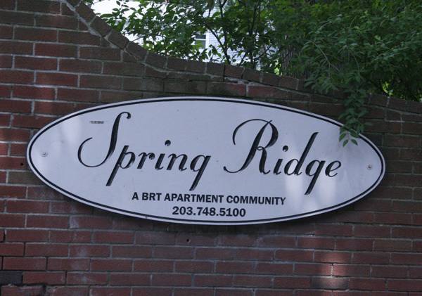 Townhouse for rent at 124 Coalpit Hill Rd, Danbury, CT 06810