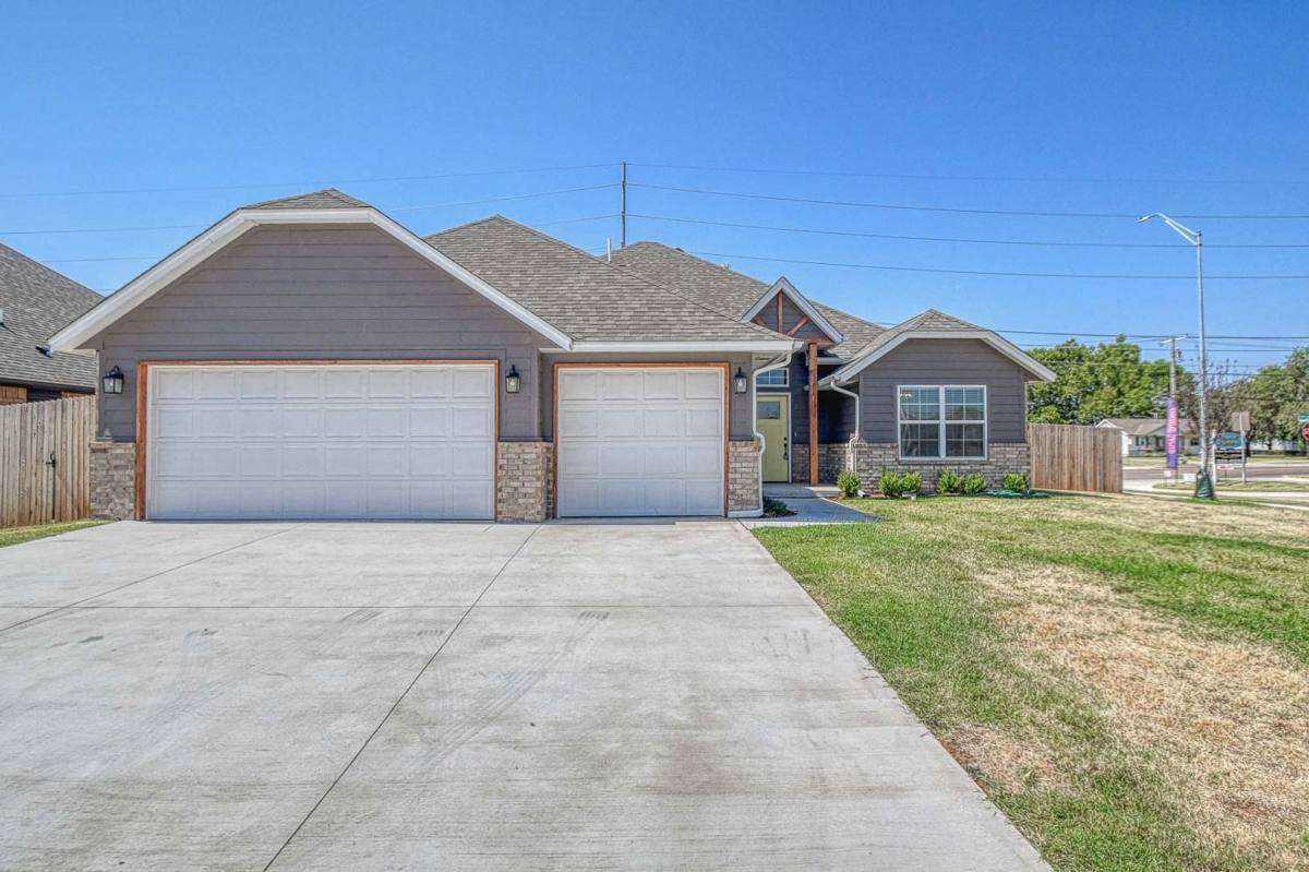 House for rent at 600 Summit Point Court, Norman, OK 73071