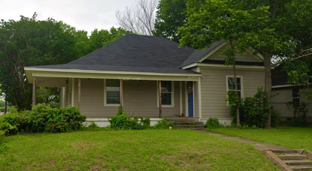 House for rent at 1200 N 4th St, Waco, TX 76707