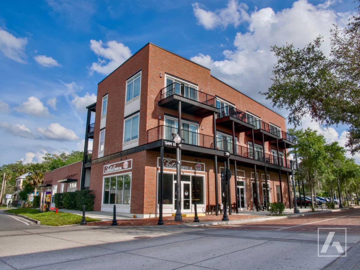 Apartment for rent at 201 Sanford Ave, Sanford, FL 32771