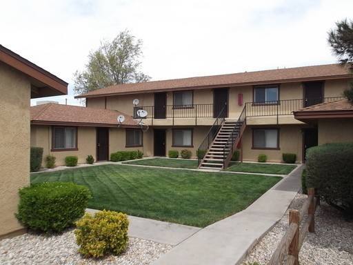 15458 Bear Valley Rd, Victorville, CA 92395