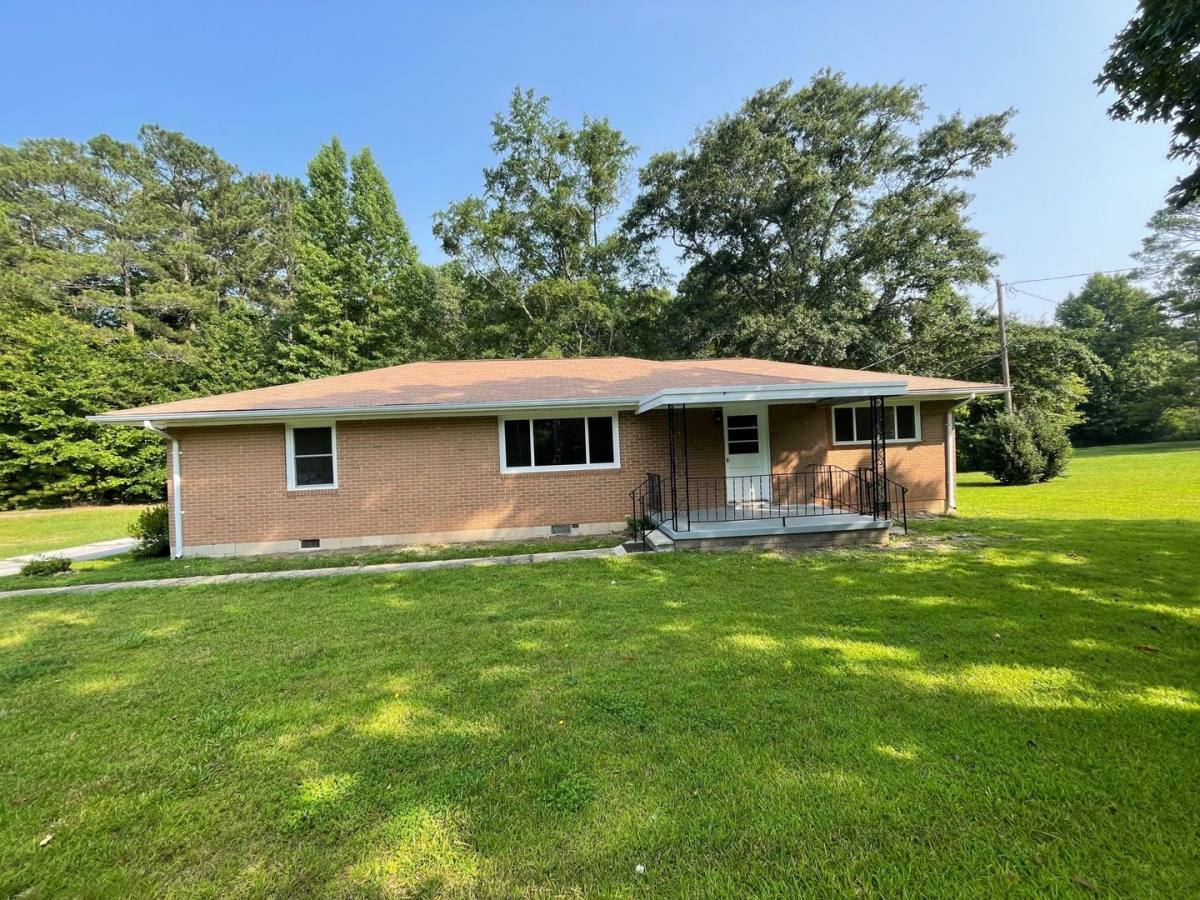 House for rent at 8852 Highway, Winston, GA 30187