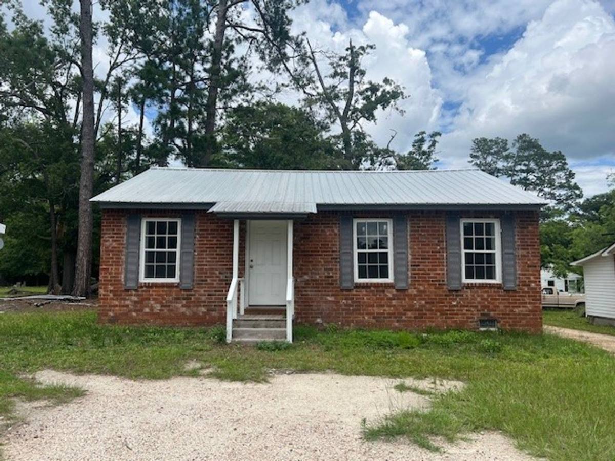 House for rent at 604 Ellington Ave, Thomson, GA 30824