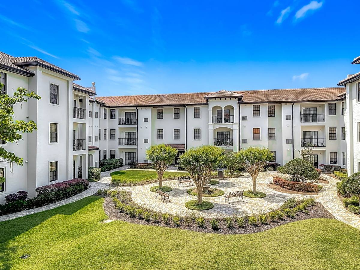 Condo for rent at 5550 E Michigan St #2214, Orlando, FL 32822