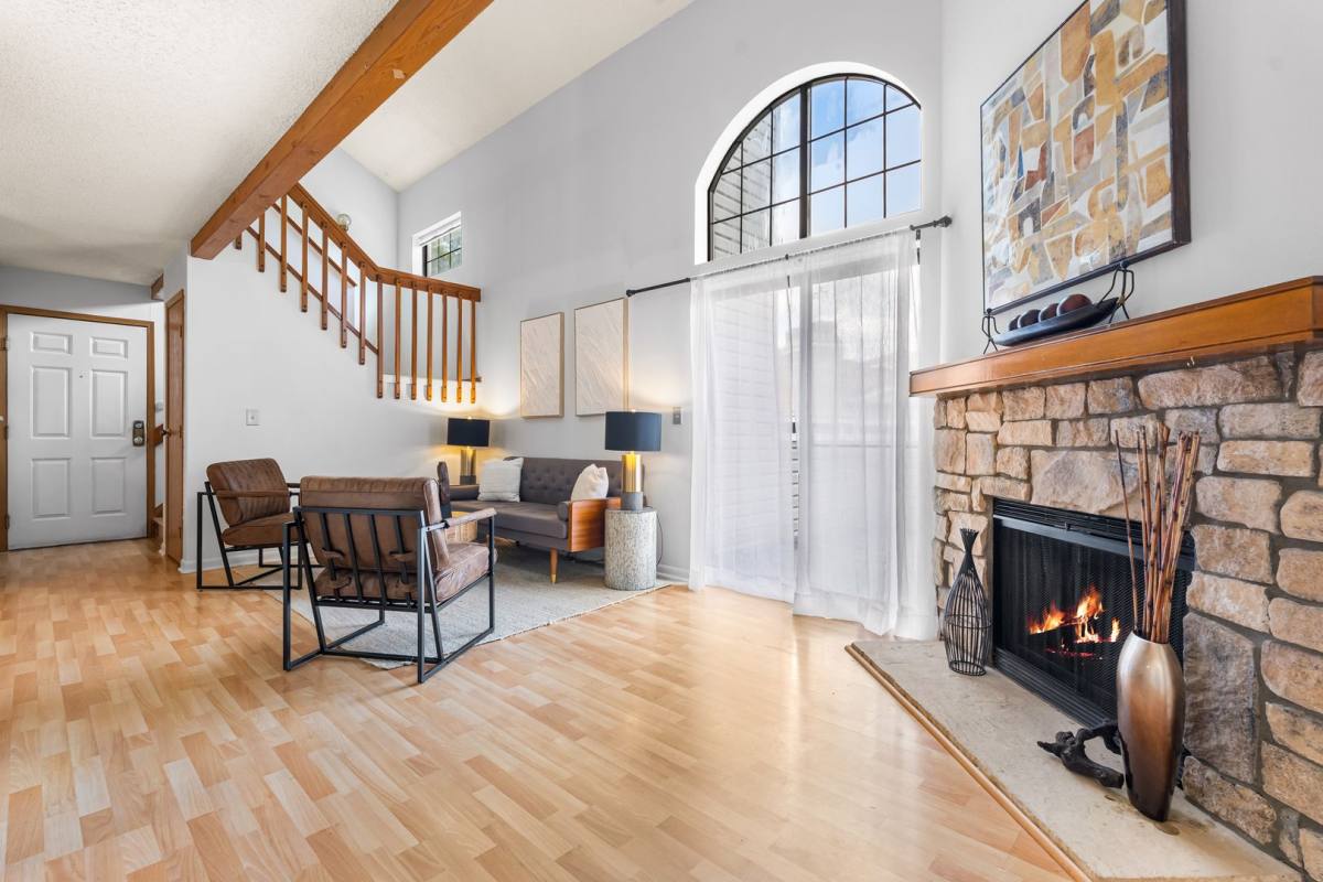 Townhouse for rent at 942 S Walden St, Aurora, CO 80017