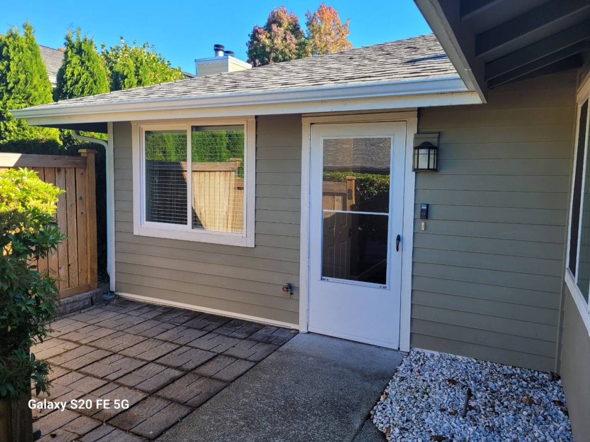 Condo for rent at 5702 N 33rd St, Tacoma, WA 98407