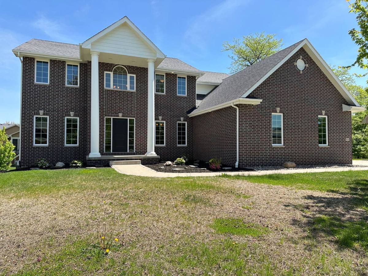 House for rent at 909 NE Williamsburg Court, Ankeny, IA 50021