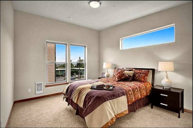 Townhouse for rent at 1075 Blaine Ave NE, Renton, WA 98056
