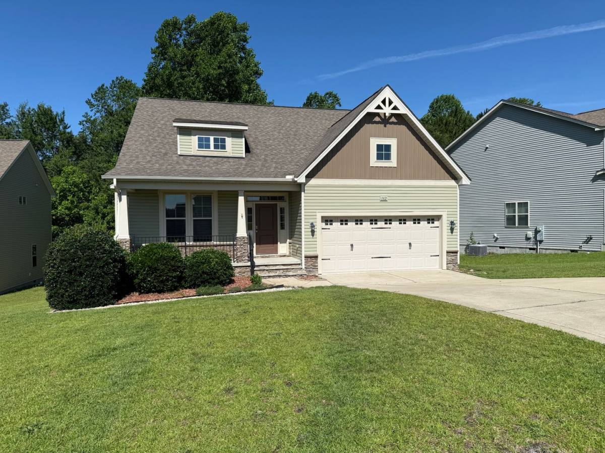 162 Tun Tavern Dr, Cameron, NC 28326