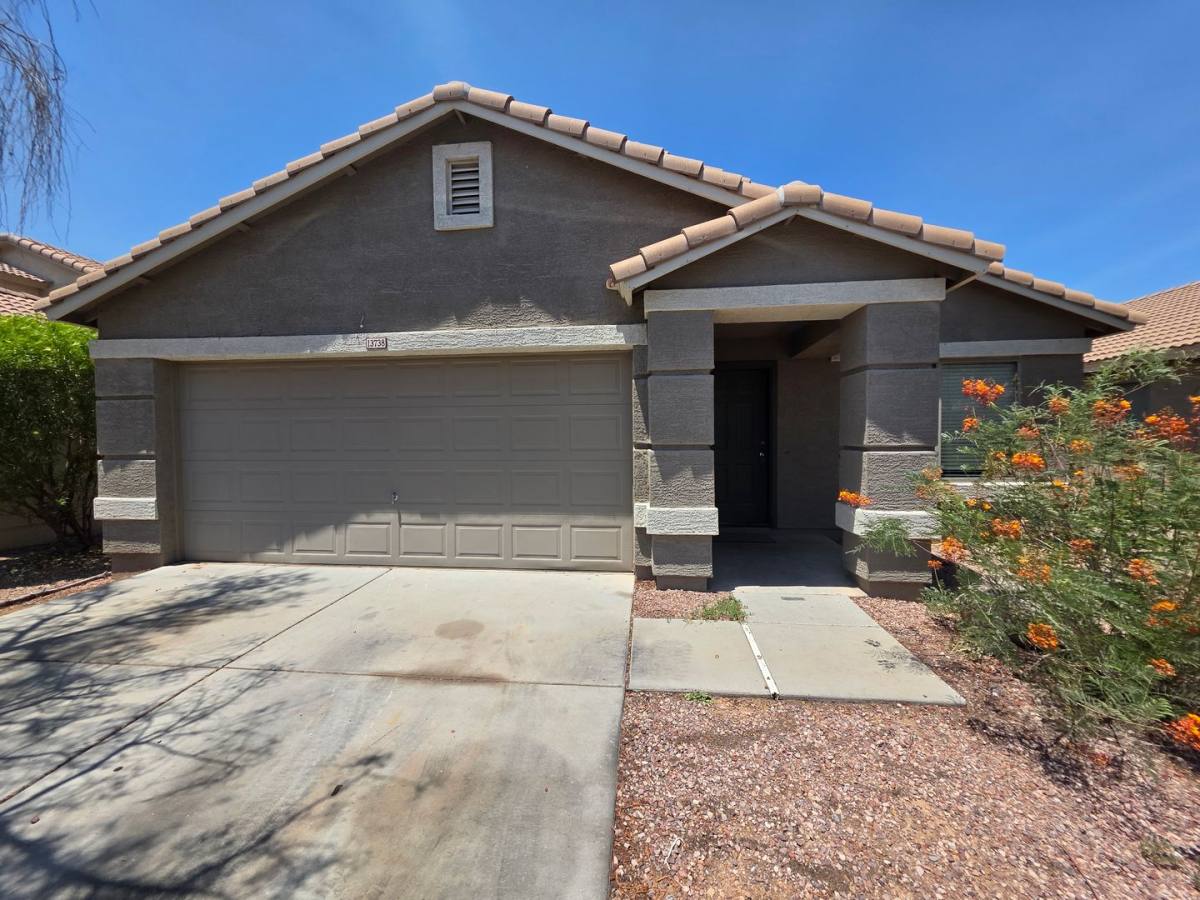 House for rent at 13738 Berridge Lane, Litchfield Park, AZ 85340