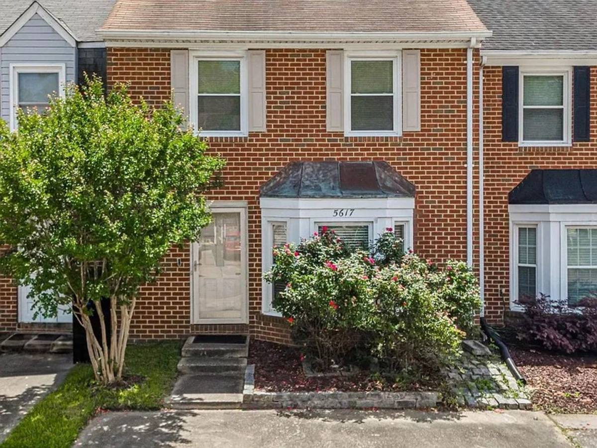 House for rent at 5617 Gates Landing Rd, Virginia Beach, VA 23464
