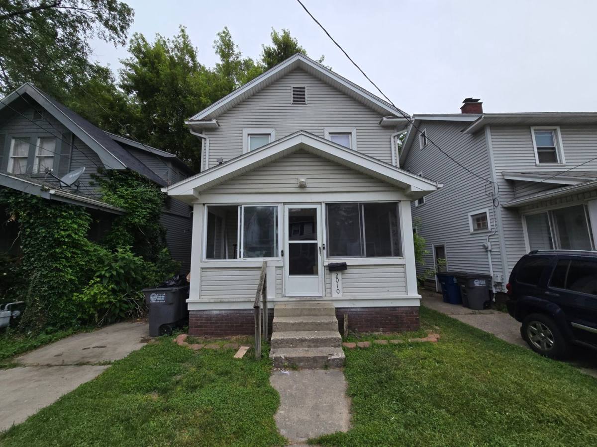 House for rent at 2010 Brussels, Toledo, OH 43613