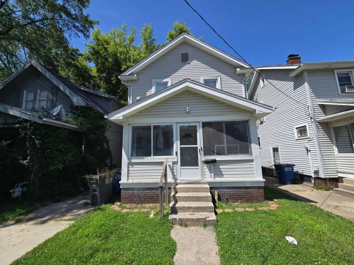 House for rent at 2010 Brussels, Toledo, OH 43613