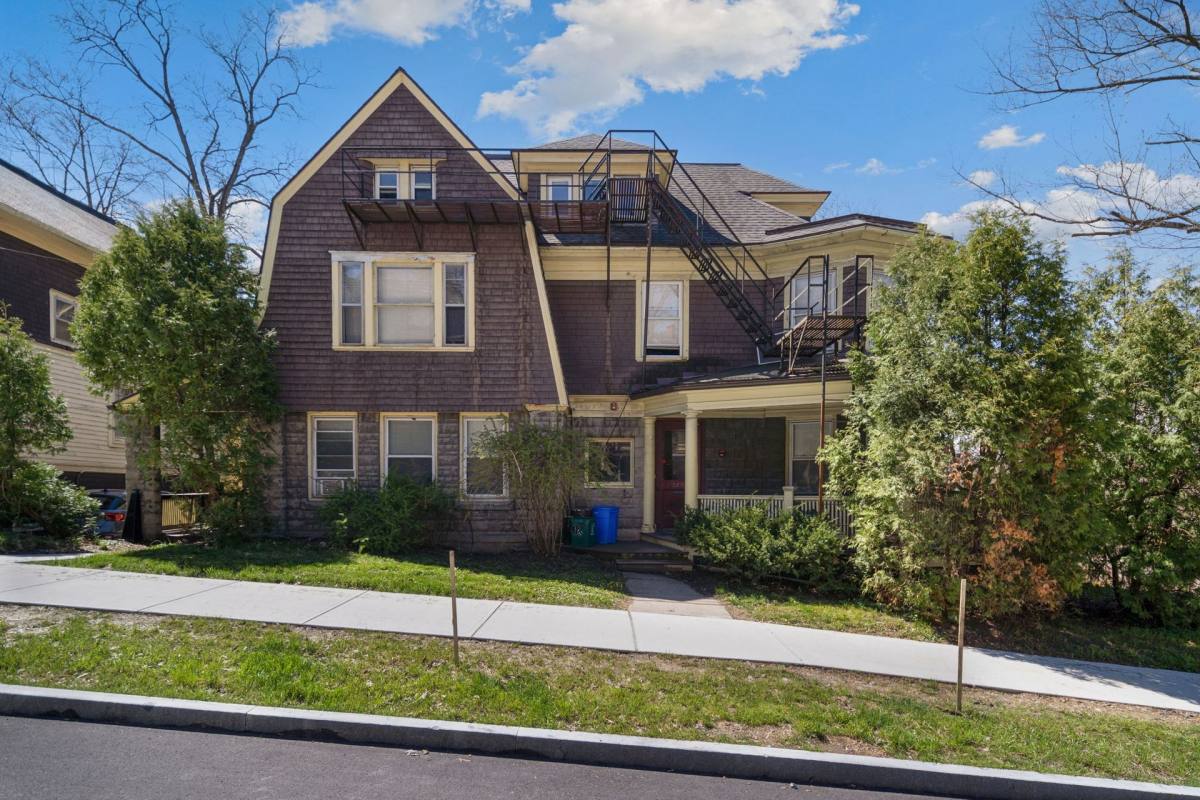 Apartment for rent at 609 E State St, Ithaca, NY 14850