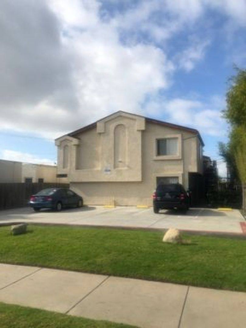 Apartment for rent at 4336 Iowa St, San Diego, CA 92104