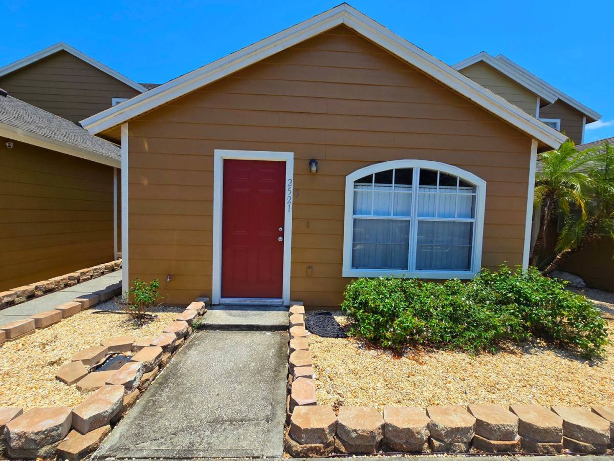 House for rent at 2521-5 Fan Palm Dr, Davenport, FL 33897