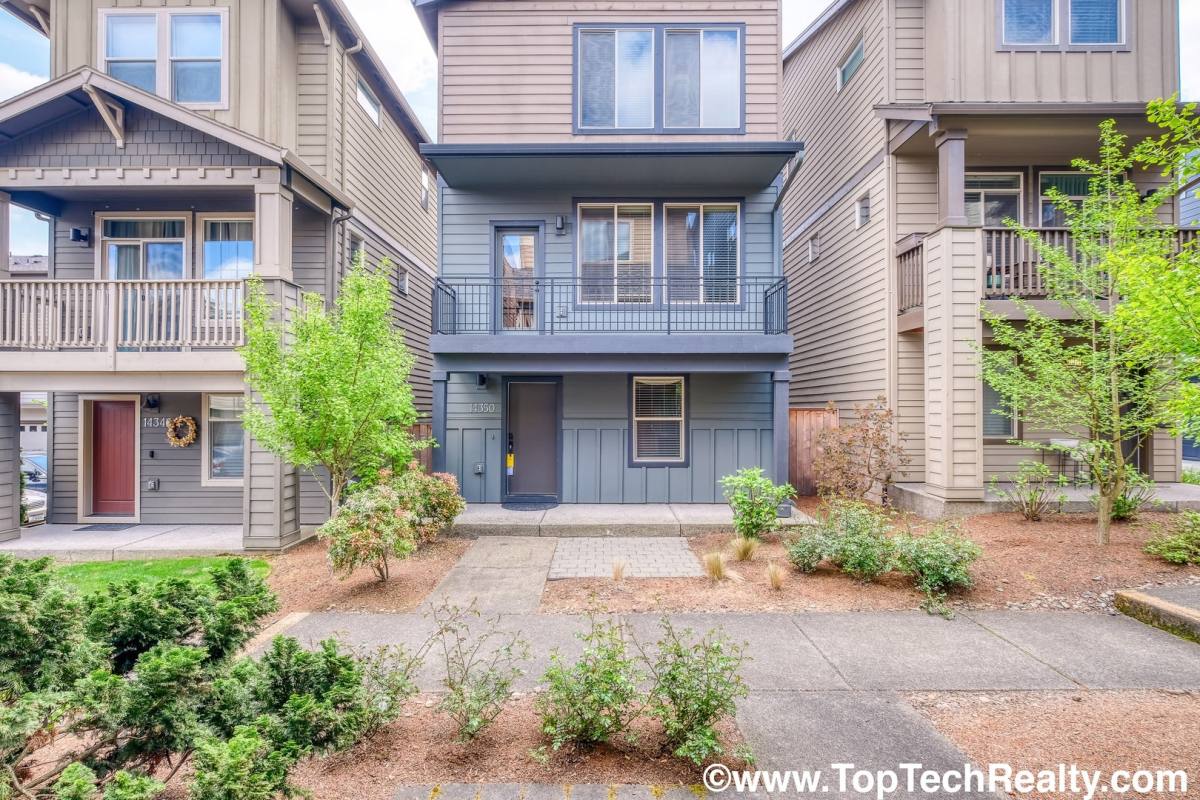 House for rent at 14350 SW Burlwood Lane, Beaverton, OR 97005