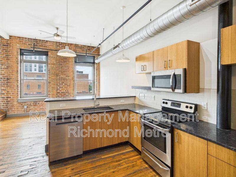 Apartment for rent at 1322 W Broad St #2E, Richmond, VA 23220
