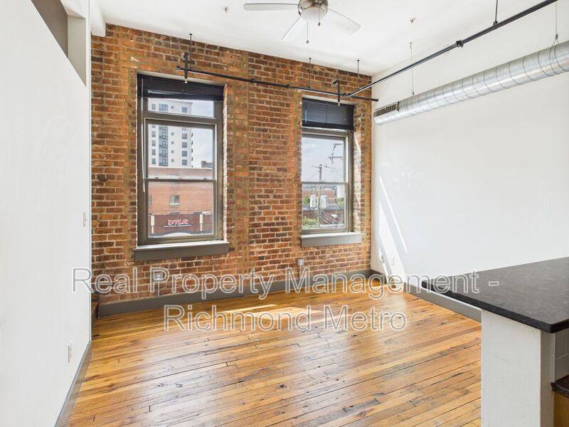 Apartment for rent at 1322 W Broad St, Richmond, VA 23220