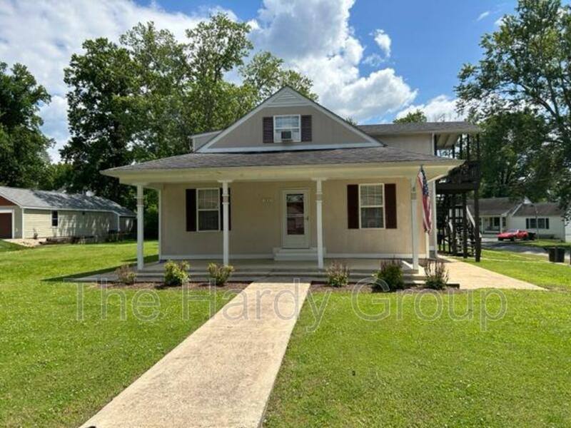 House for rent at 300-A Fort St, Tullahoma, TN 37388