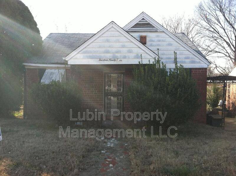 House for rent at 1493 S Montgomery St, Memphis, TN 38106