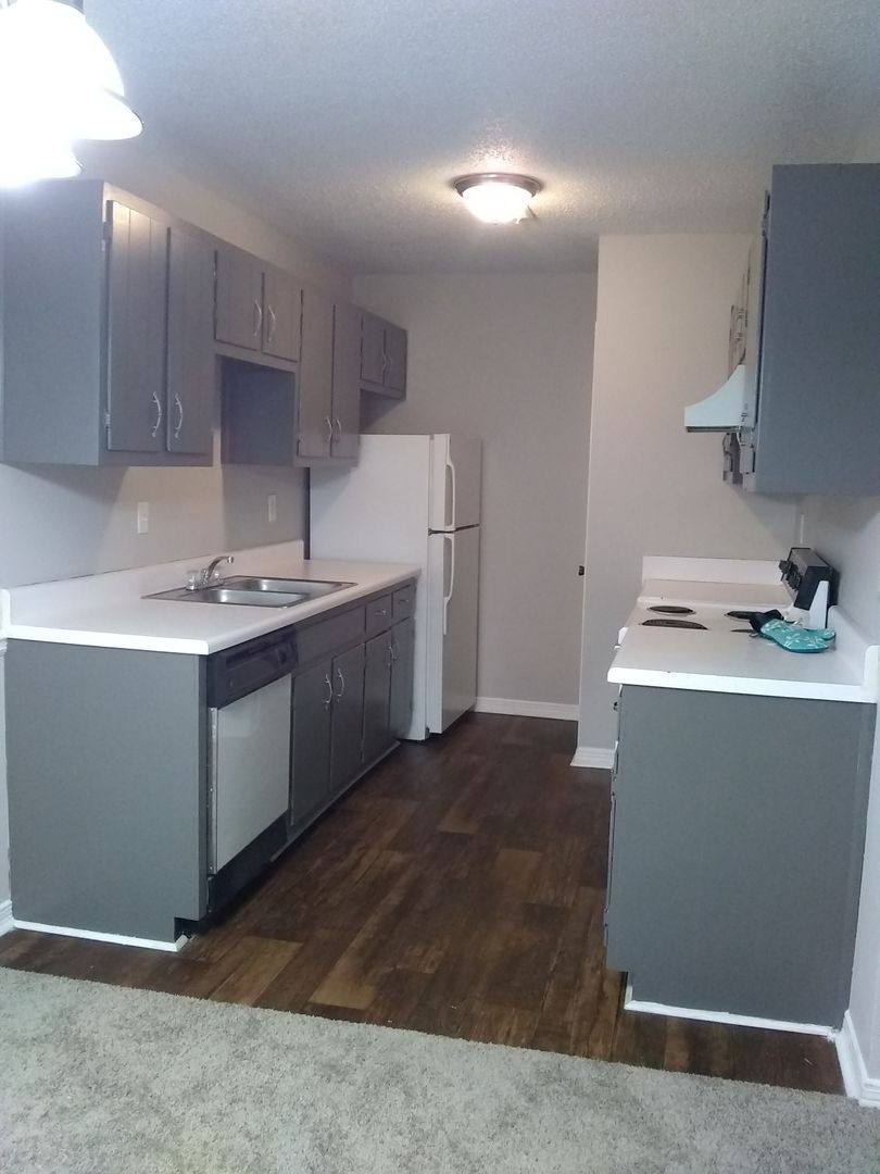 Apartment for rent at 1409 Hueytown Rd, Bessemer, AL 35023