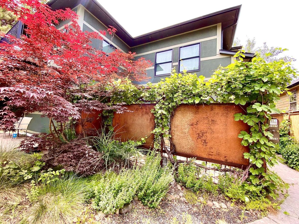 Townhouse for rent at 2009 N 13th St, Boise, ID 83702