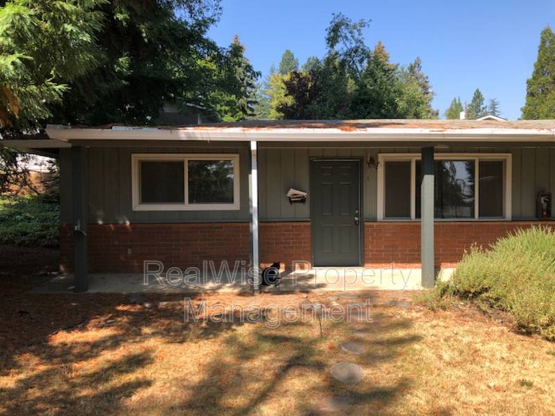Apartment for rent at 801 Ashland St #1, Ashland, OR 97520