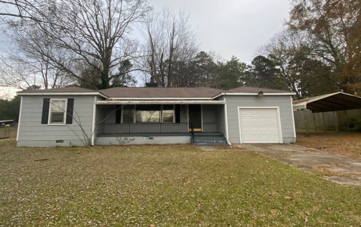 House for rent at 109 Arcade St, Gadsden, AL 35903
