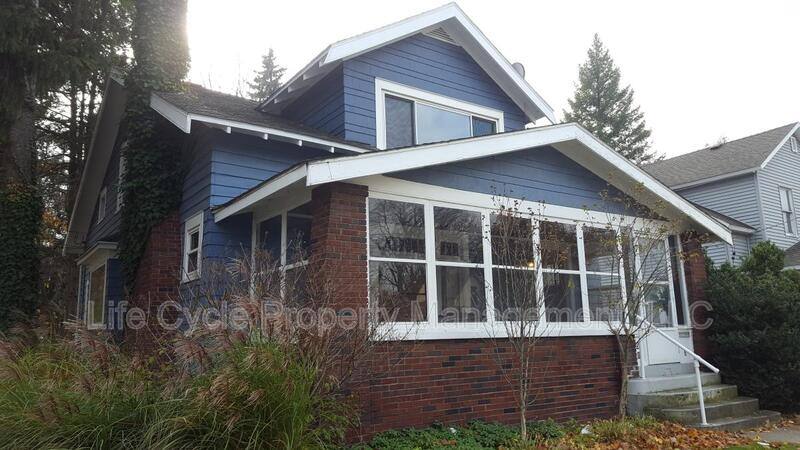 Apartment for rent at 556 Leonard St NE #2, Grand Rapids, MI 49503