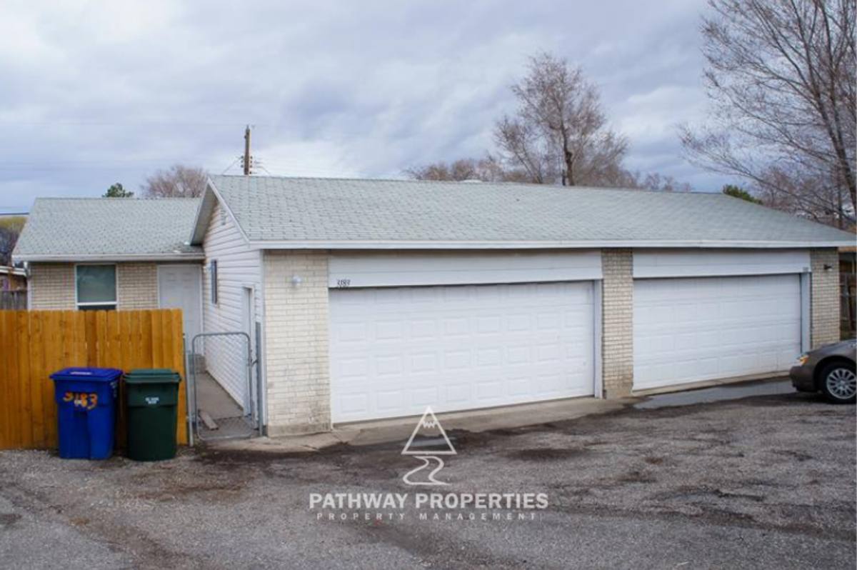 Townhouse for rent at 3181 - 3183 S Harlingen Circle, West Valley City, UT 84119