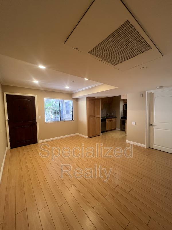 Apartment for rent at 1245 Orange Grove Ave #103, Glendale, CA 91205