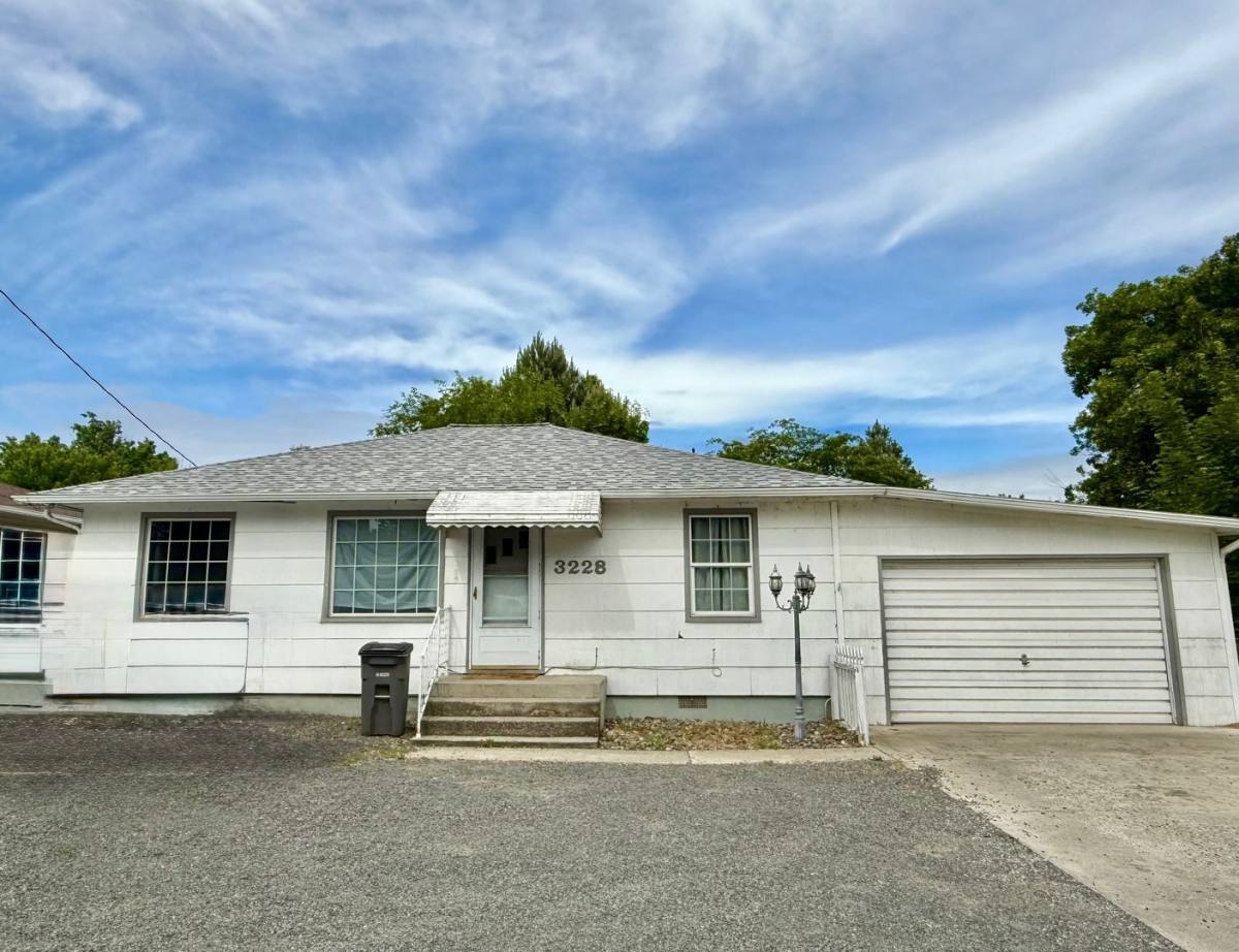House for rent at 3228 5th St, Lewiston, ID 83501