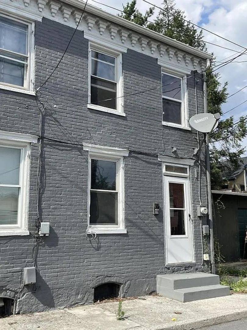 House for rent at 111 W Chapel Ave, Carlisle, PA 17013