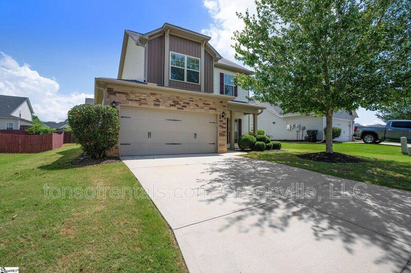 House for rent at 313 Rivers Edge Circle, Simpsonville, SC 29680