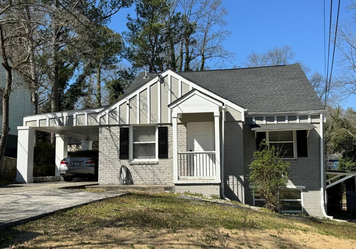 Apartment for rent at 1307 Lorenzo Dr, Atlanta, GA 30310