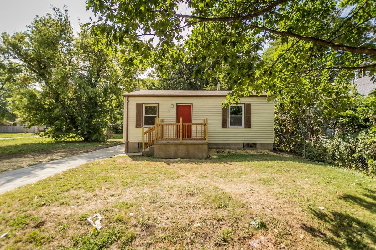 House for rent at 3206 Bowdoin St, Des Moines, IA 50313